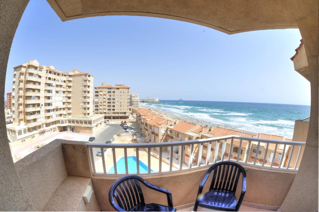 Apartamentos La Mirage La Manga Ruang foto