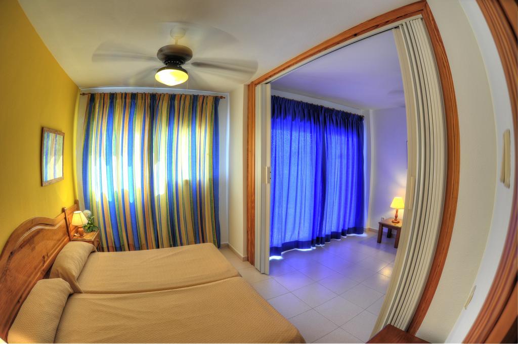 Apartamentos La Mirage La Manga Ruang foto